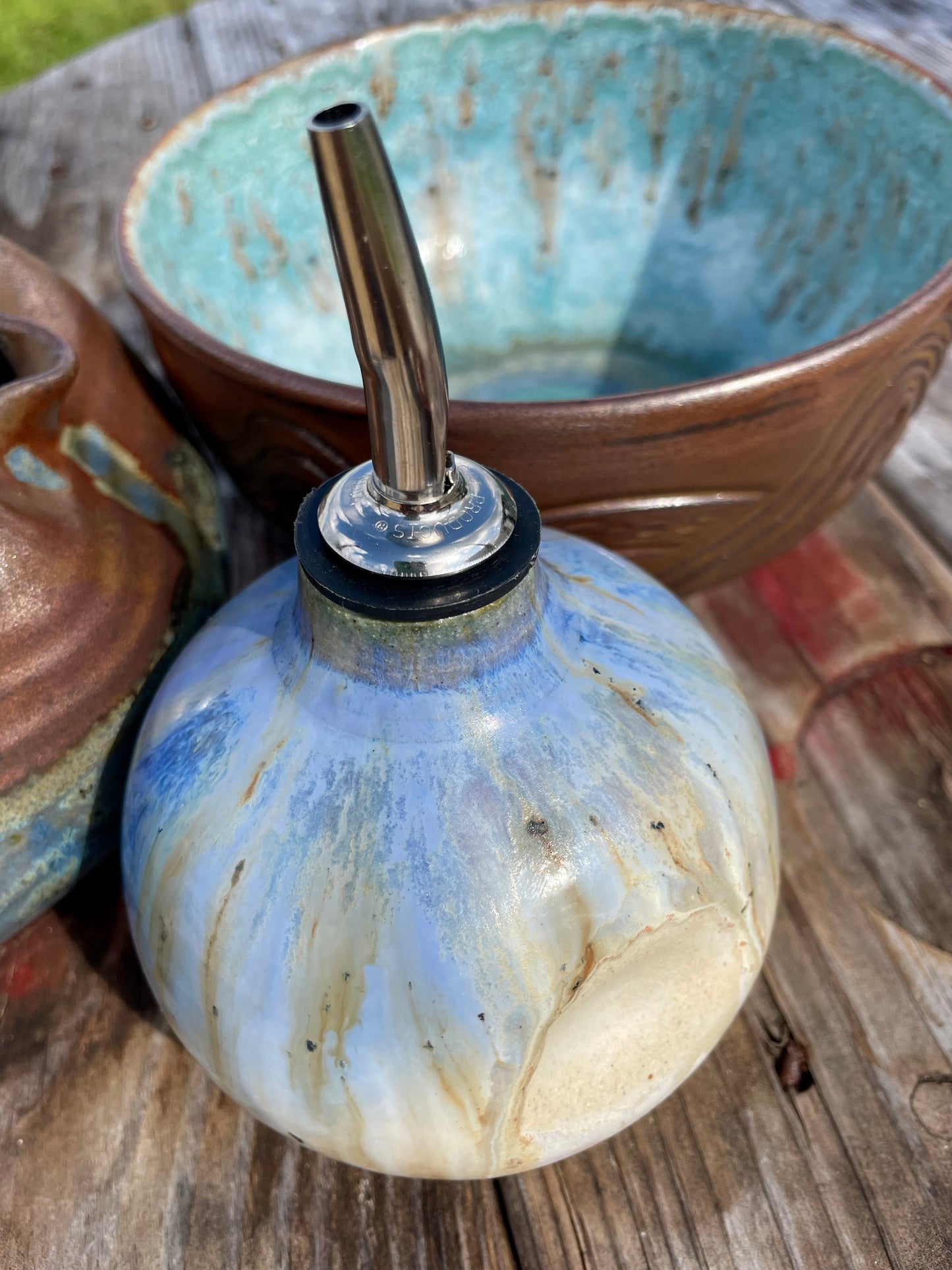 Sphere Oil Pourer