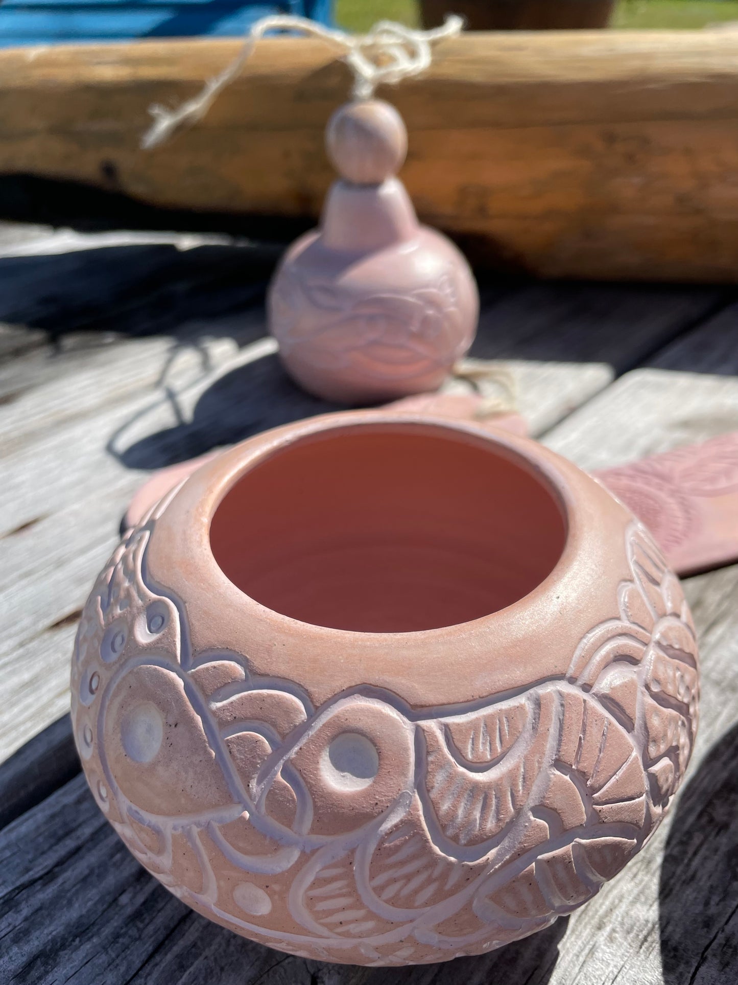 Bisque to Pink Round Vase