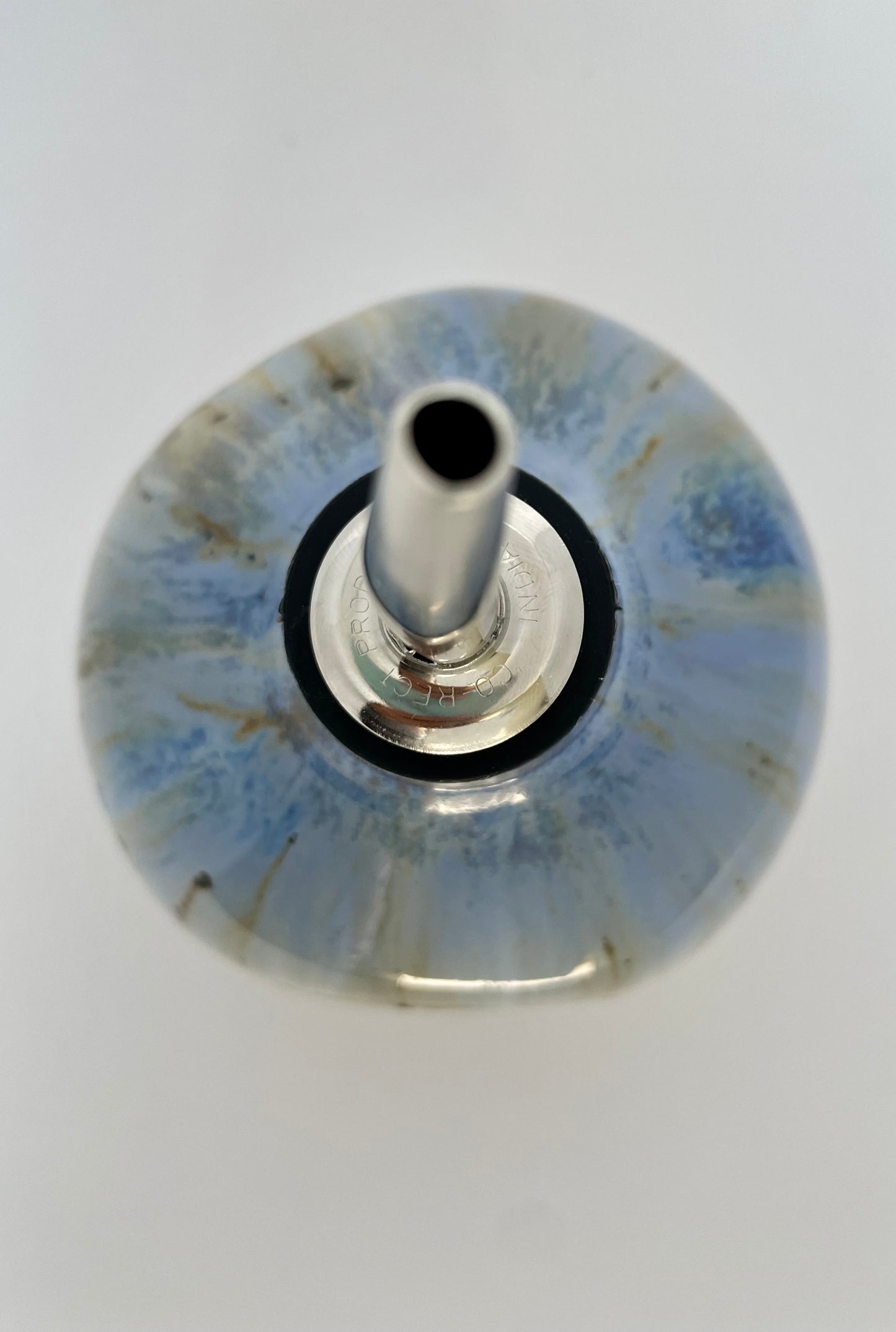 Sphere Oil Pourer